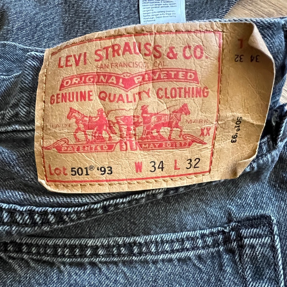 Men's Levis 501 Washed Black/Grey  34 X 32 Excellent - Picture 2 of 6